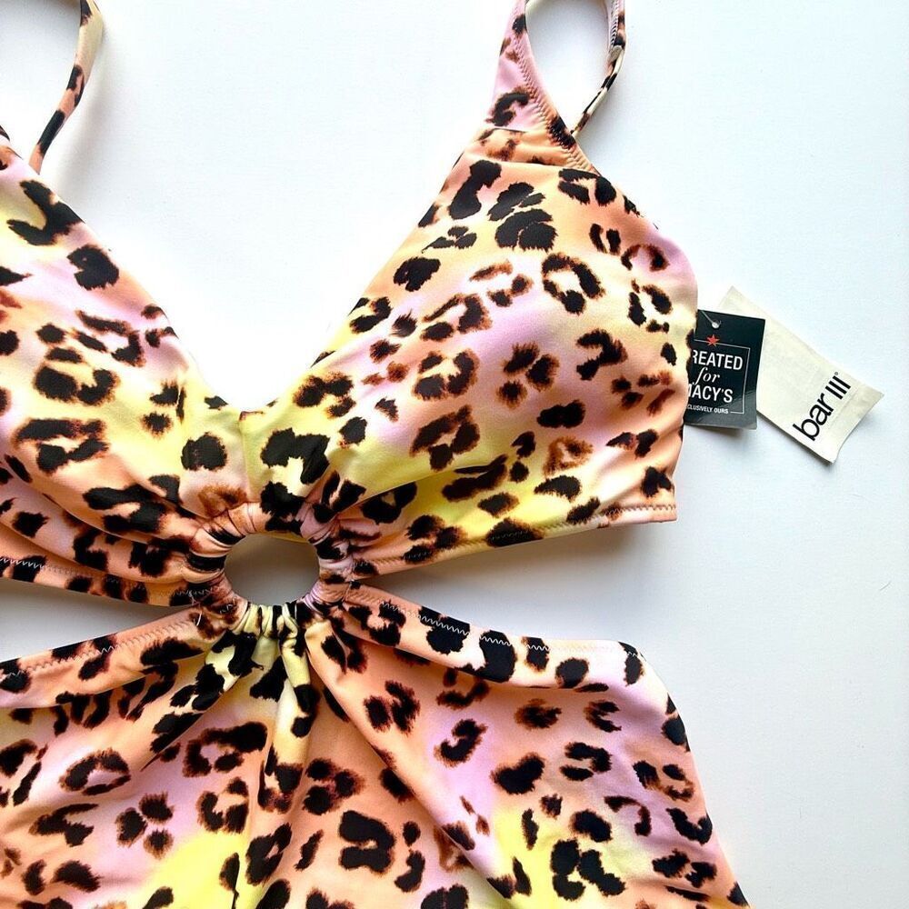 NWT Bar III Women's Animal-Print O-Ring Monokini Swimsuit.  Size L - Picture 4 of 9